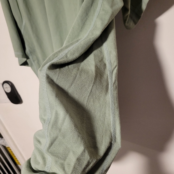 Carhartt relaxed fit green short sleeve work shirt in size XL - Picture 5 of 6